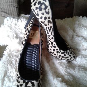 Beautiful Dolce Vida heels